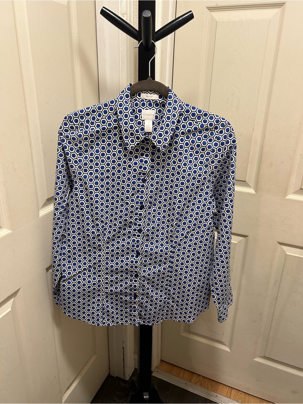 Chico's No-Iron long-sleeve button-down shirt